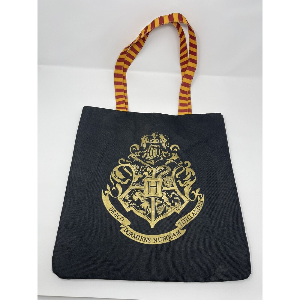 Wizarding World of Harry Potterโ Draco Dormienes Nunquam Canvas Tote Bag